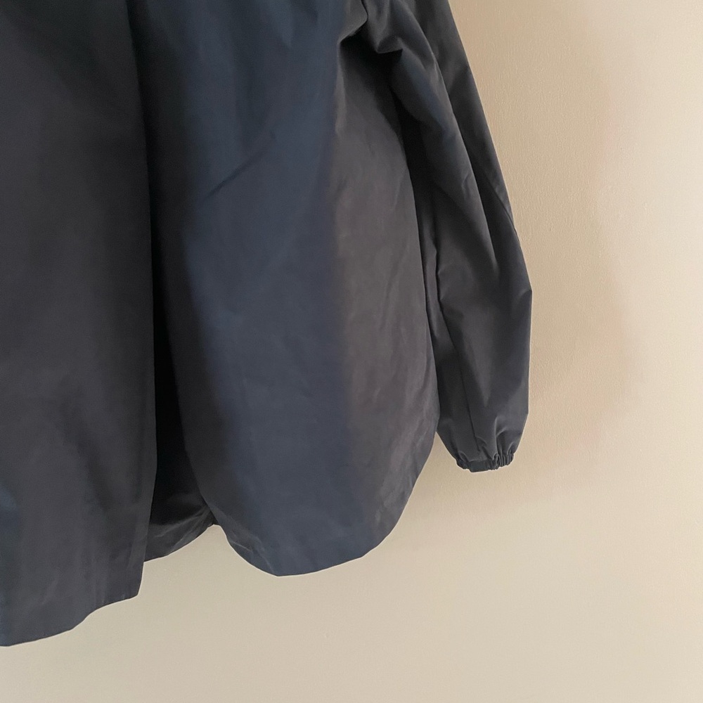 ☔️ UpWest Rain Jacket - Picture 8 of 15
